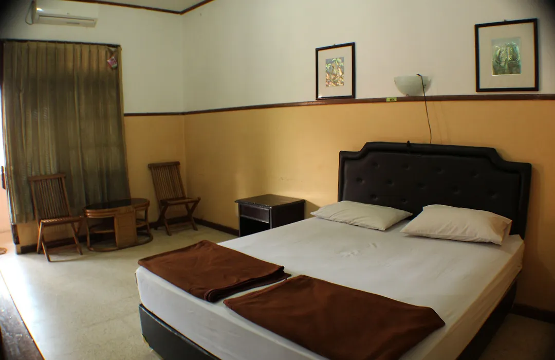 Ananda Hotel-1